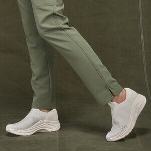 NEW Dansko Pep Knit Sneakers in white For Women 925 5s3